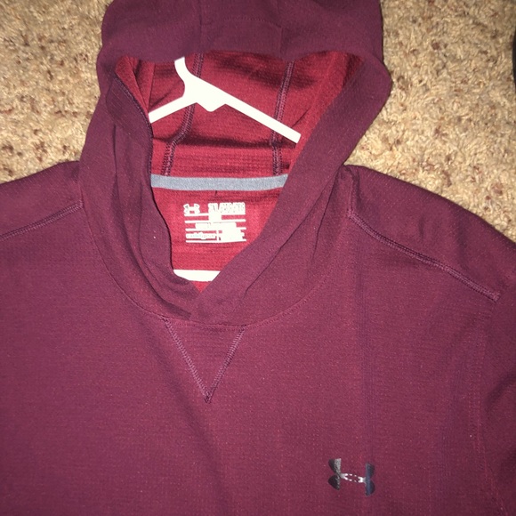Other - Under Armor Hoodie